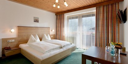 Pensionen - Umgebungsschwerpunkt: am Land - Holdernach - Doppelzimmer mit Balkon - Apart Kofler`s Panorama Zillertal, Alois und Rita Kofler